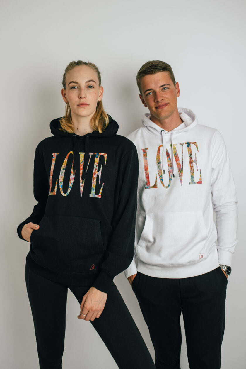 Love Férfi kapucnis pulóver - Image 4