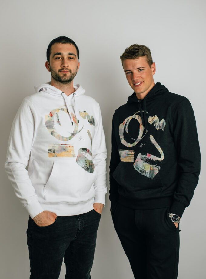 Madártávlat Férfi kapucnis pulóver