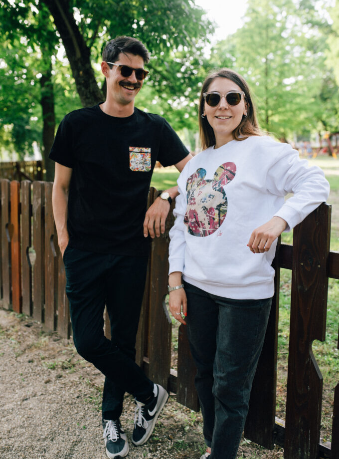 Touch me or teach me Női pulóver